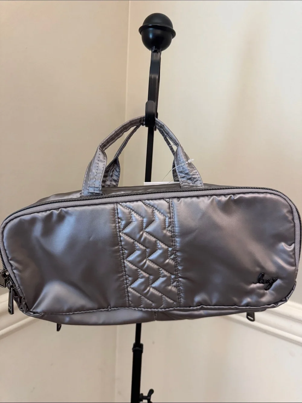 LUG Metallic Pearl Flatbed Slim Quilted Cosmetic carry case